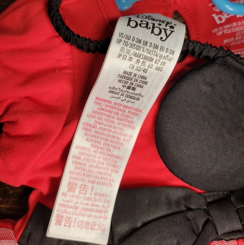 NWT baby girl minnie mouse outfit, 0 - 3 months